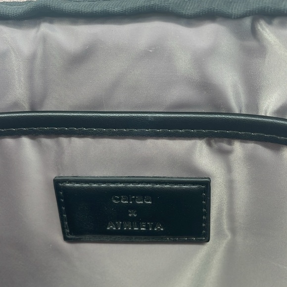 Caraa x Athleta Tech Pouch in Nouveau Rose A14 - Picture 9 of 10